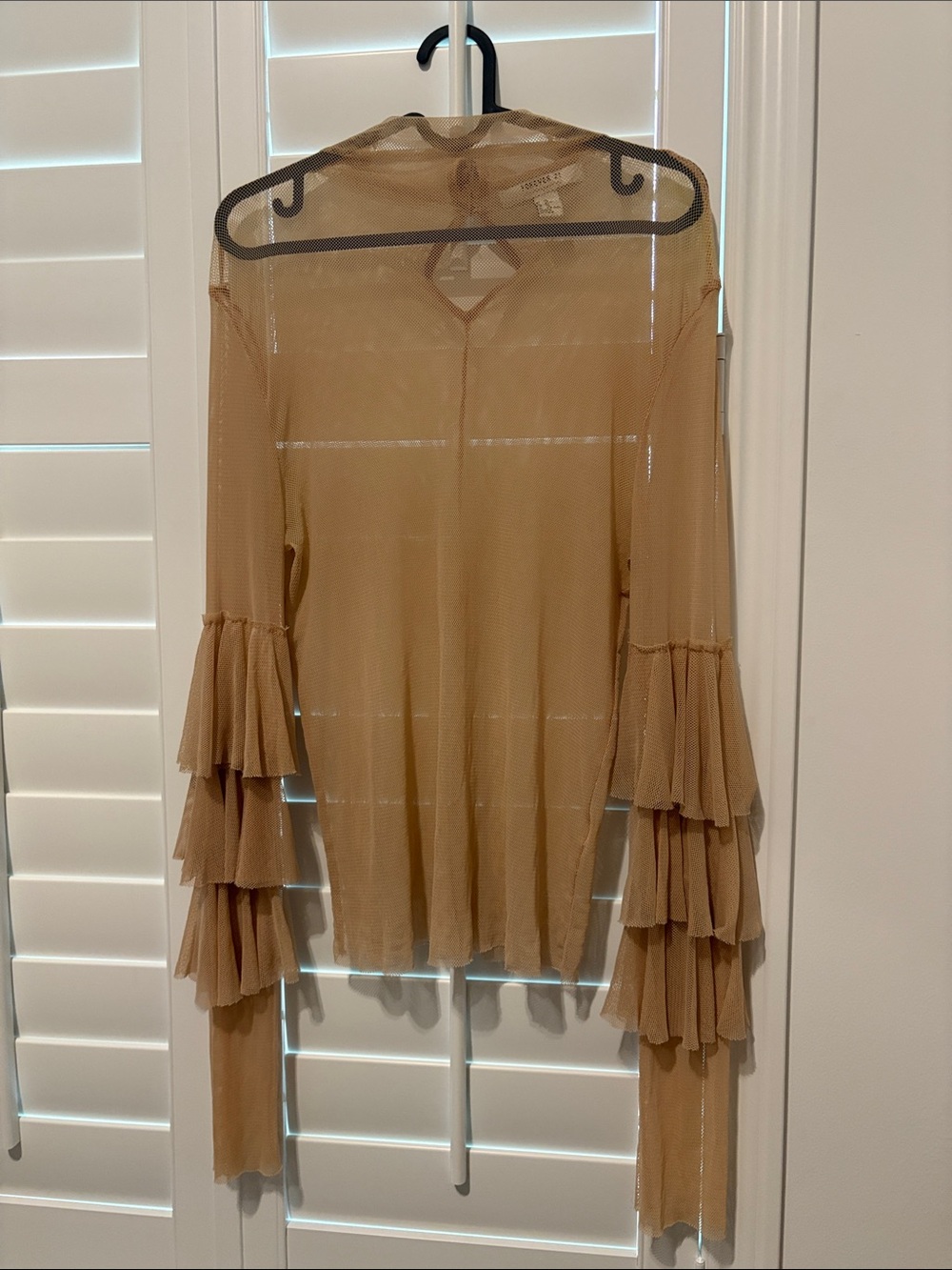Forever 21 Sheer Tiered Sleeve Mesh Ruffle Sleeve Top - Tan Nude size XL